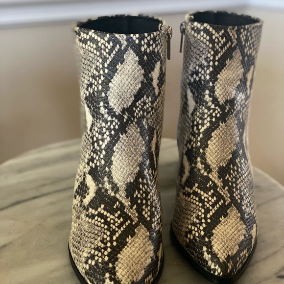 Ankle Boots - Picture 2 of 8